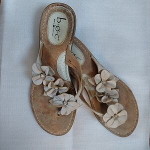 B.O.C. Women's Tan Floral Sandals